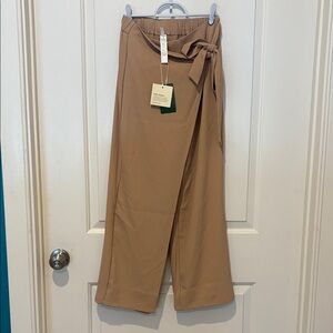 NWT- HALARA Tan Wide-Leg Wrap Pants, SP